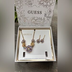 Guess Flower Statement Necklace and Drop Earrings Set